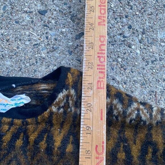 Vintage 60s Brown Iceland Hans Heitsch Lamb Wool Sweater - Picture 5 of 6